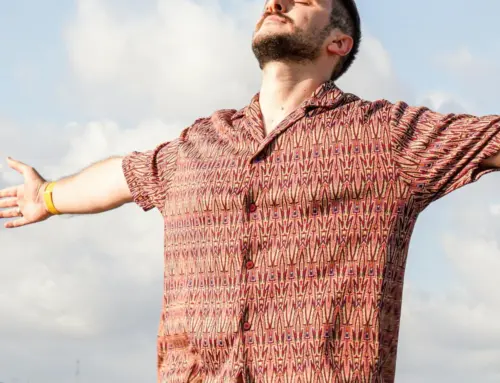 Trying to Stay Sober? Here’s What White Knuckling Really Means
